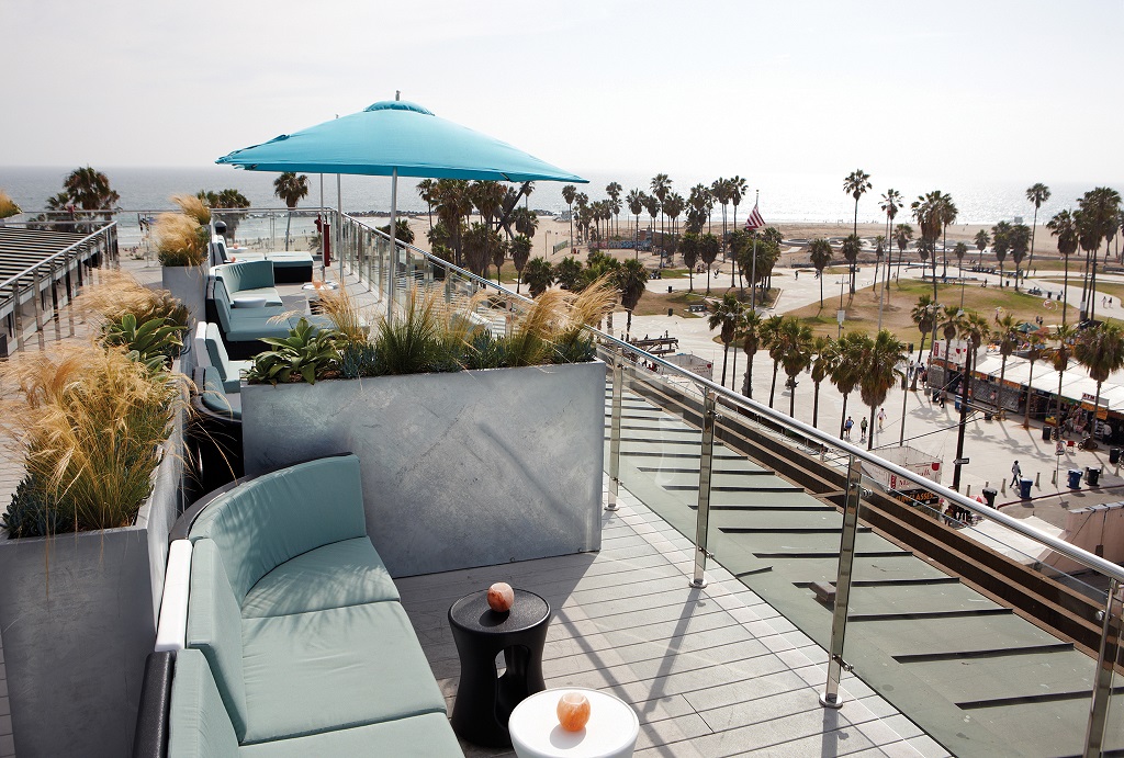 6. High Rooftop Lounge, Erwin Hotel || LA, USA 