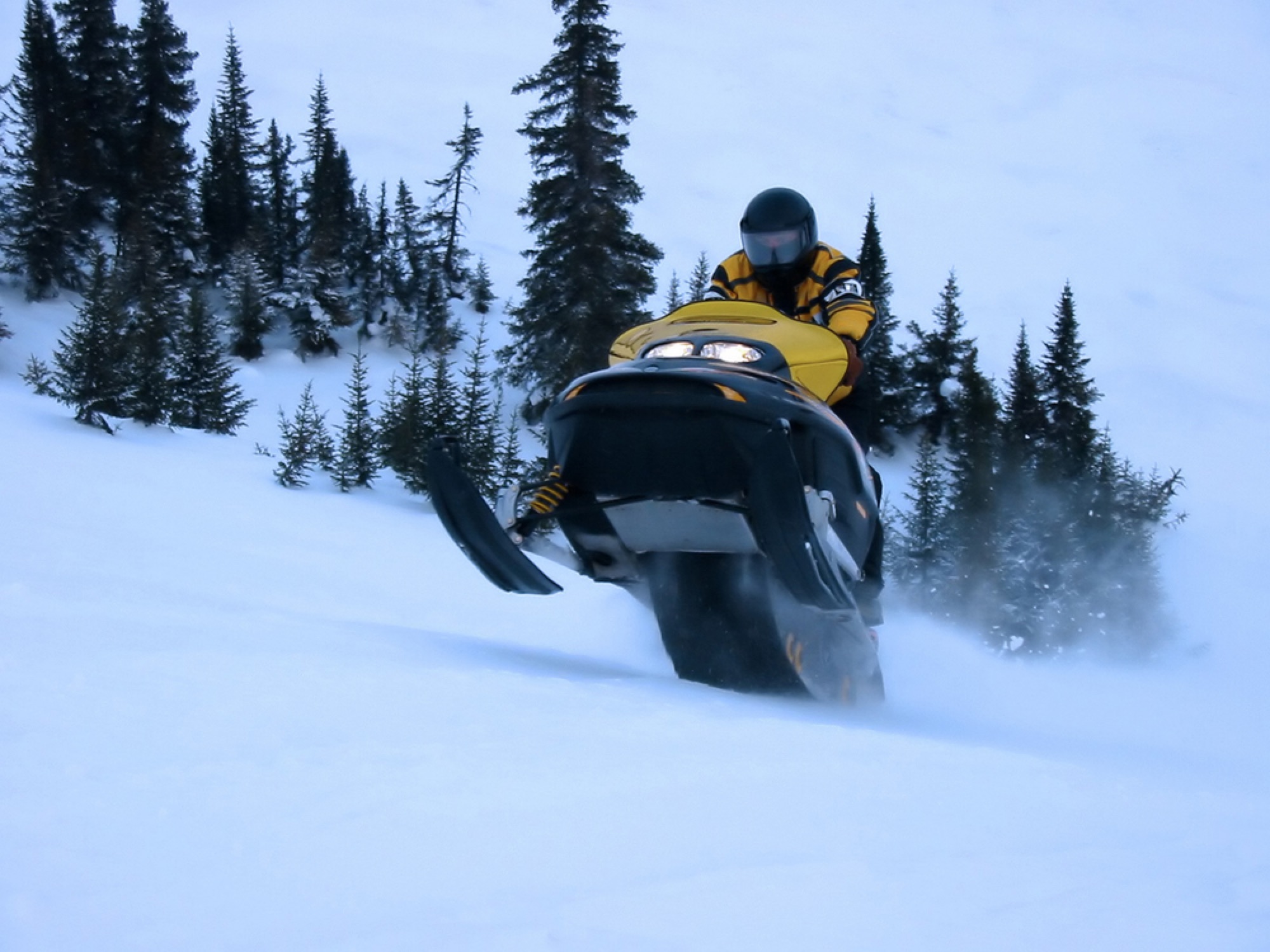 Go Snowmobiling, Canada